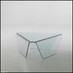 Tavolino Triangle Glass vetro curvato